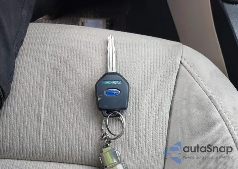 2016 Subaru Legacy 2.5I Premium z USA, uszkodzony, nr VIN 4S3BNAD68G3064133